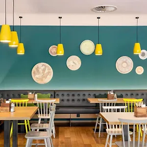 https://vienna-house-easy-berlin.find-berlin-hotels.com